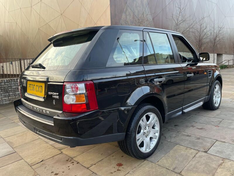 View LAND ROVER RANGE ROVER SPORT 2.7 TD V6 HSE 5dr