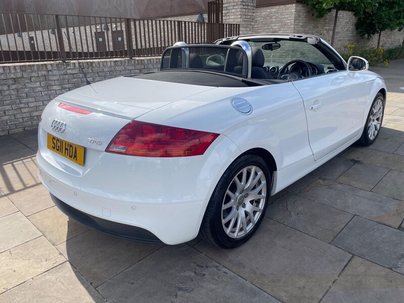 View AUDI TT 1.8 TFSI Roadster Euro 5 2dr