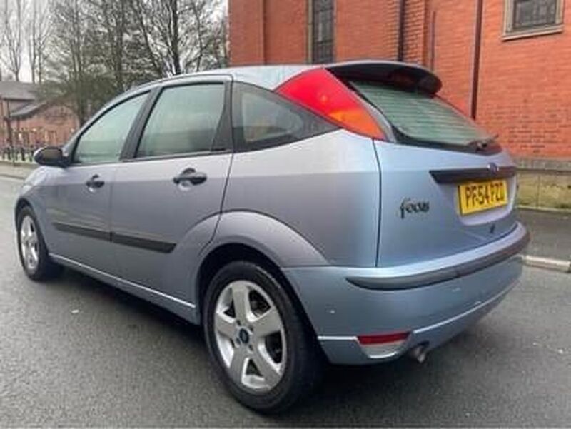 View FORD FOCUS 1.8i 16v Edge 5dr