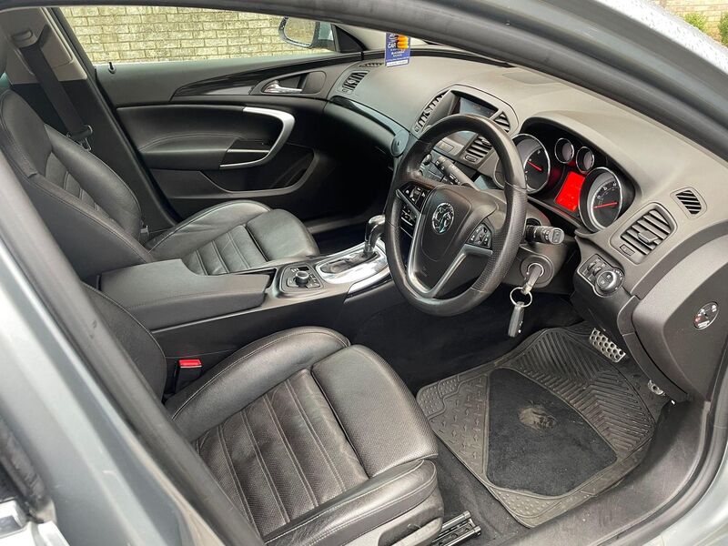 VAUXHALL INSIGNIA