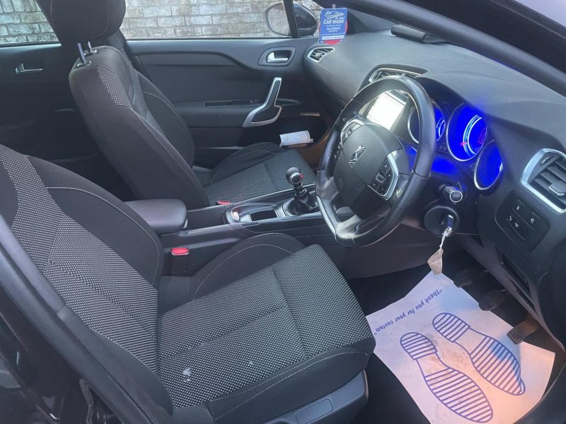 DS AUTOMOBILES DS 4