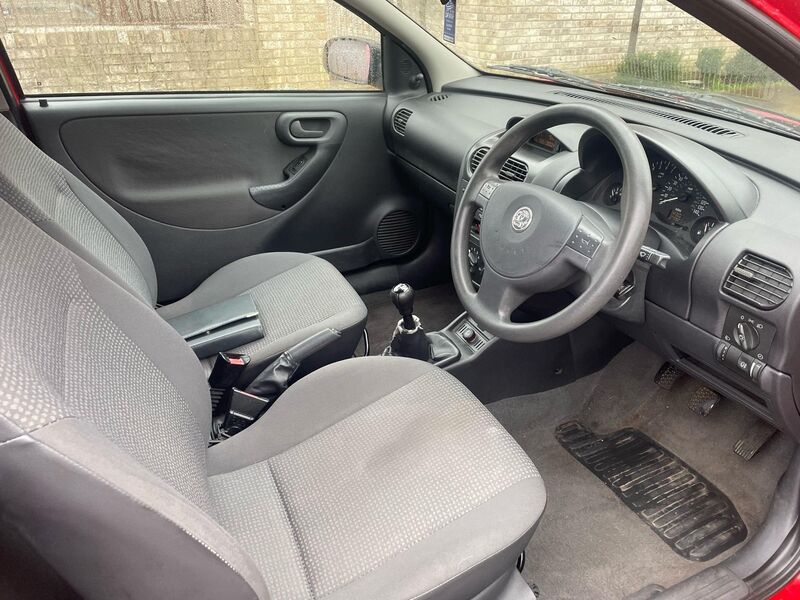 VAUXHALL CORSA