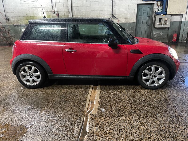 View MINI HATCH 1.6 Cooper Euro 4 3dr