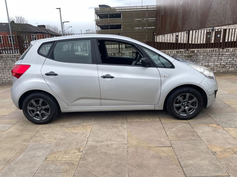 View KIA VENGA 1.4 CRDi 1 Euro 5 5dr