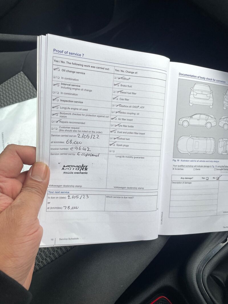 VOLKSWAGEN POLO