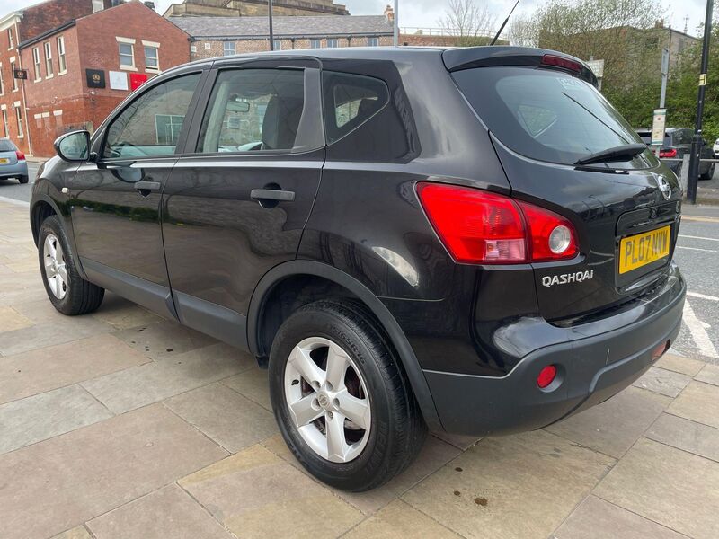 View NISSAN QASHQAI 1.6 Visia 2WD 5dr