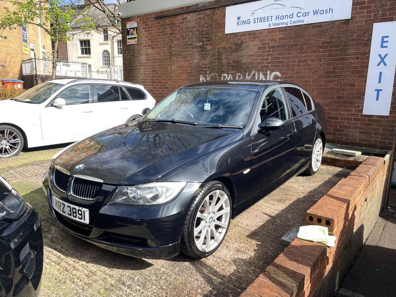 BMW 3 SERIES