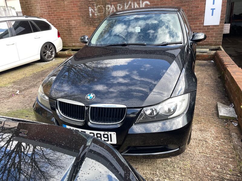 BMW 3 SERIES