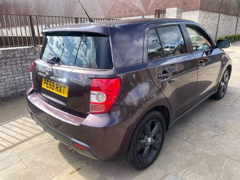 View TOYOTA URBAN CRUISER 1.33 Dual VVT-i Euro 4 (s/s) 5dr