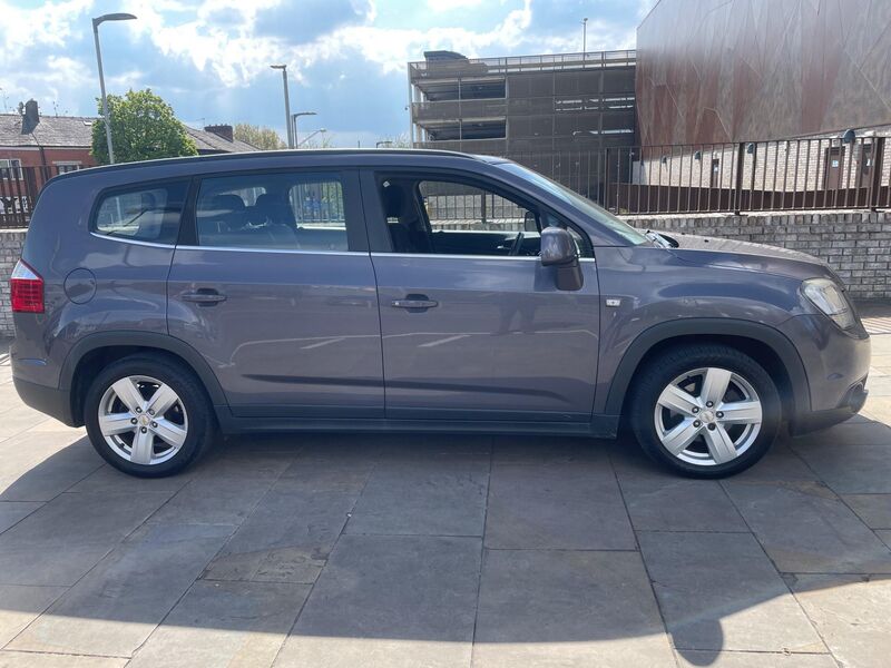 View CHEVROLET ORLANDO 2.0 VCDi LTZ Auto Euro 5 5dr