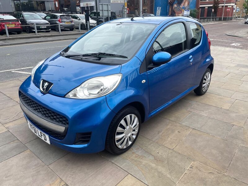 PEUGEOT 107