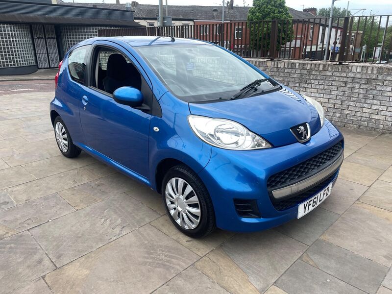 View PEUGEOT 107 1.0 12V Urban Euro 5 3dr