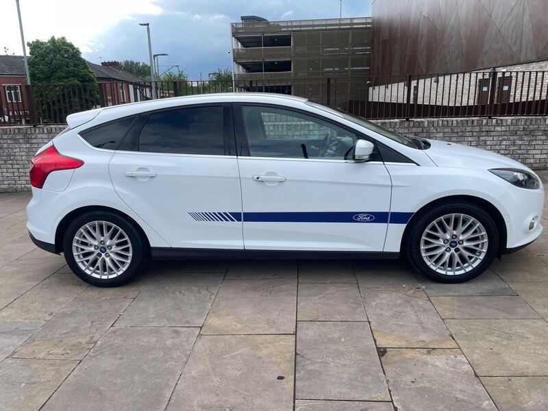 View FORD FOCUS 1.0T EcoBoost Zetec Euro 5 (s/s) 5dr