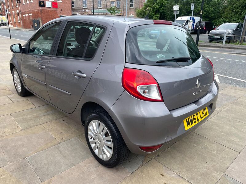 RENAULT CLIO