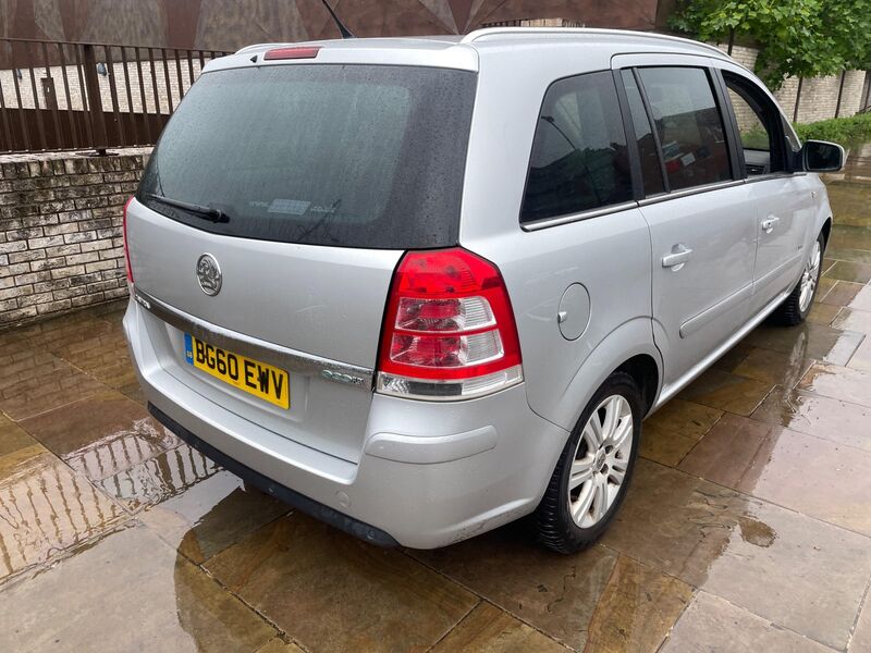 View VAUXHALL ZAFIRA 1.7 CDTi ecoFLEX Elite Euro 5 5dr