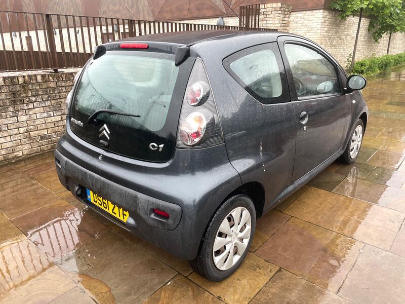 View CITROEN C1 1.0i VT Euro 5 3dr