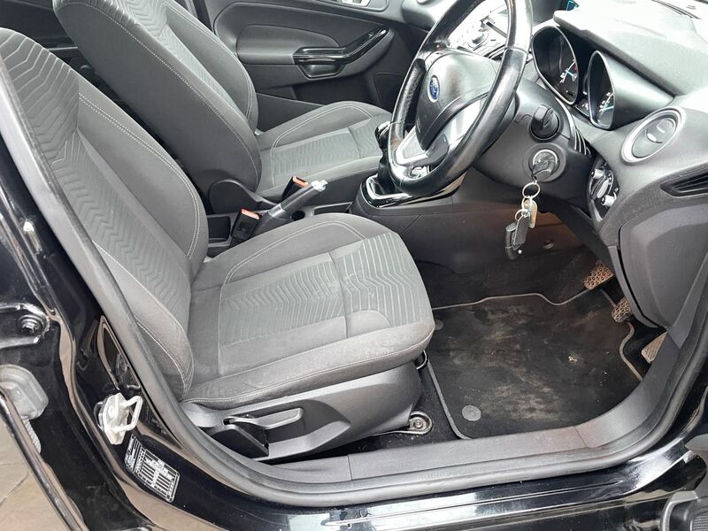 FORD FIESTA