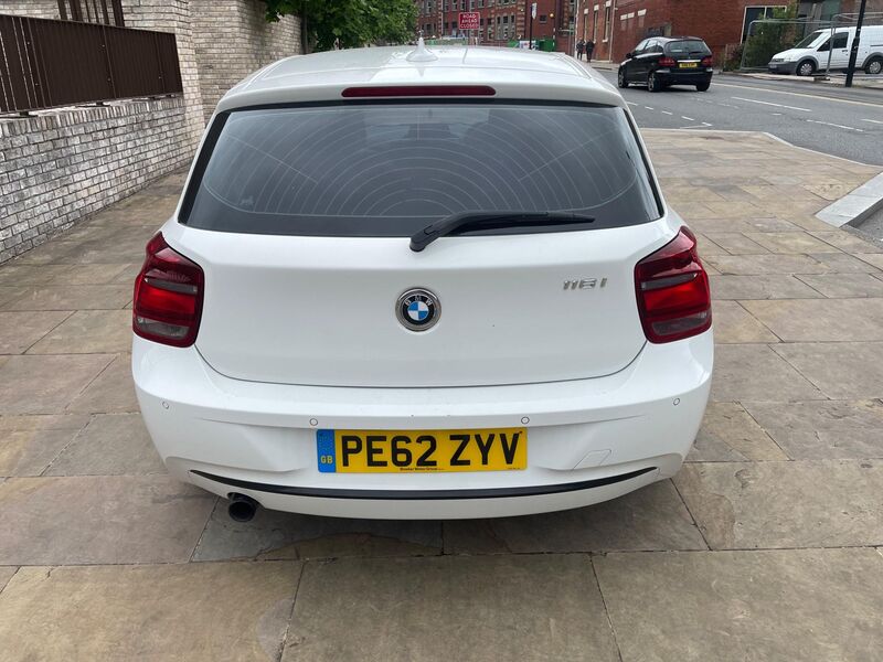 BMW 1 SERIES