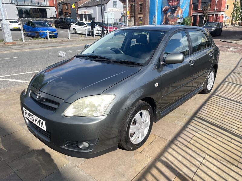 TOYOTA COROLLA