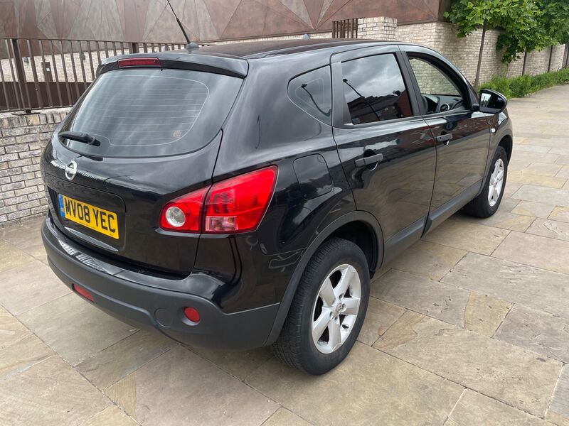 View NISSAN QASHQAI 1.6 Visia 2WD 5dr