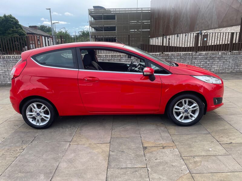 View FORD FIESTA 1.25 Zetec Euro 5 3dr