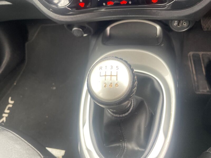 NISSAN JUKE