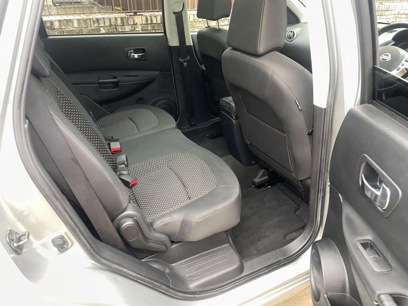 NISSAN QASHQAI+2