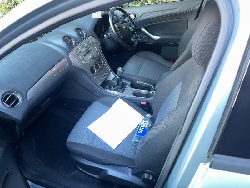 View FORD MONDEO 2.0 Edge 5dr