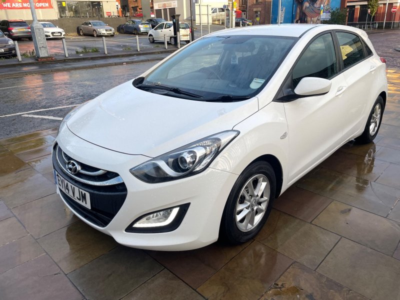 HYUNDAI I30