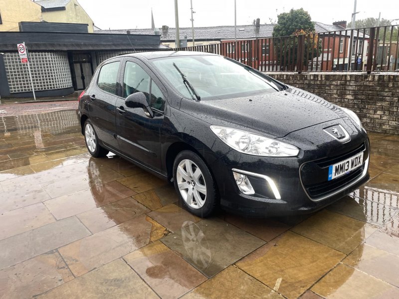 View PEUGEOT 308 1.6 HDi Active Euro 5 5dr