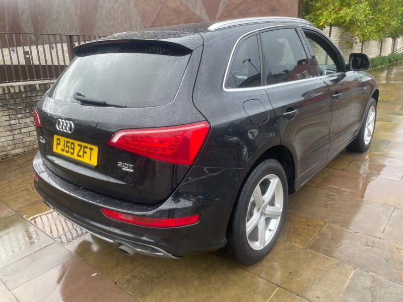 View AUDI Q5 2.0 TFSI S line quattro Euro 5 5dr