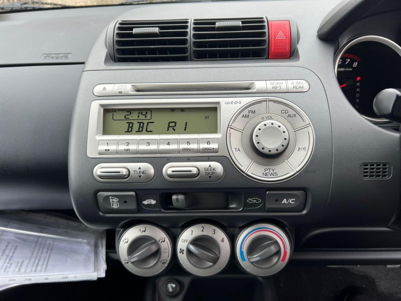 HONDA JAZZ