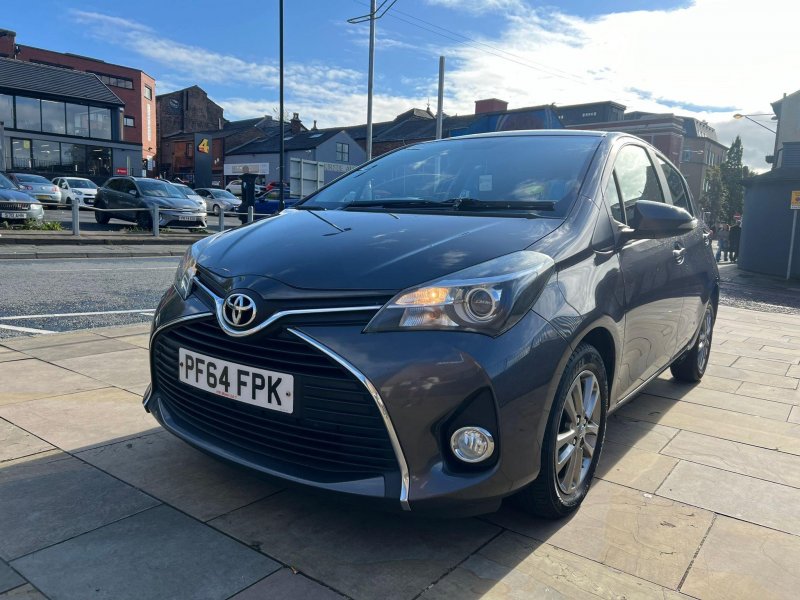 TOYOTA YARIS