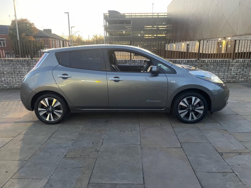 View NISSAN LEAF 30kWh Tekna Auto 5dr