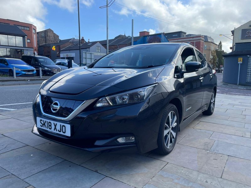 View NISSAN LEAF 40kWh Acenta Auto 5dr