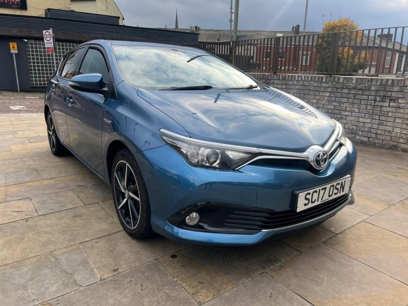 View TOYOTA AURIS 1.8 VVT-h Design CVT Euro 6 (s/s) 5dr (Safety Sense)