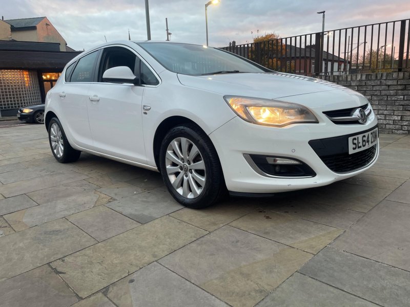 View VAUXHALL ASTRA 2.0 CDTi ecoFLEX Elite Euro 5 (s/s) 5dr