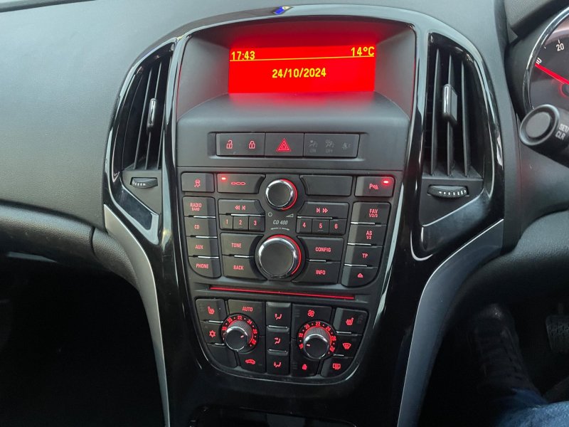 VAUXHALL ASTRA