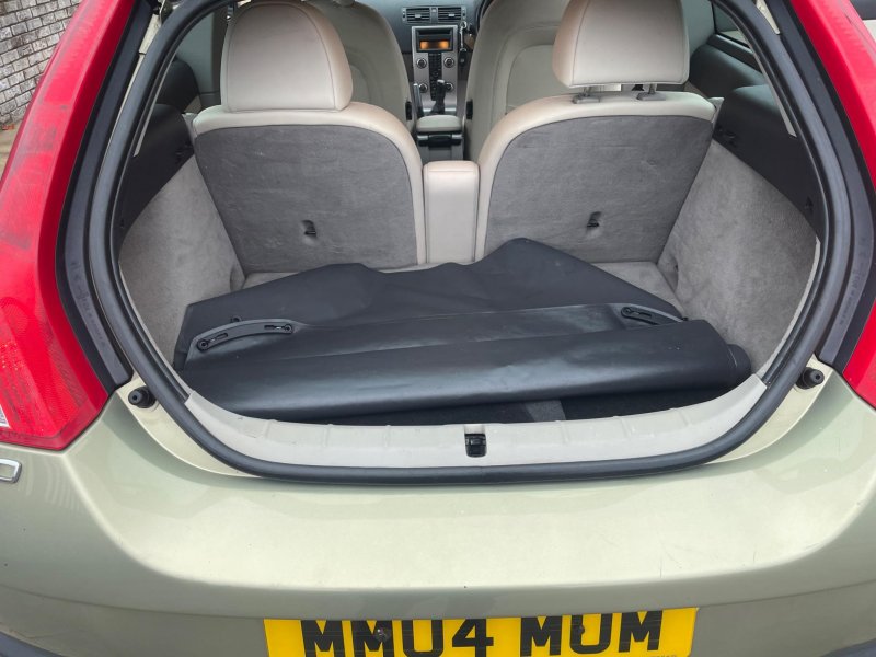 VOLVO C30