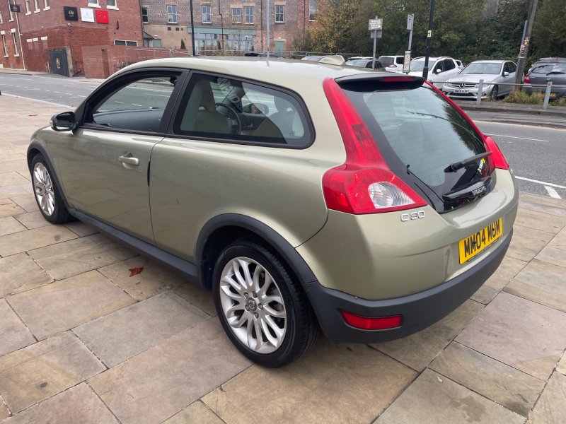 VOLVO C30