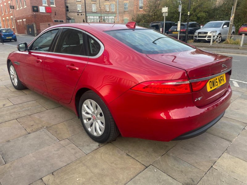 JAGUAR XF