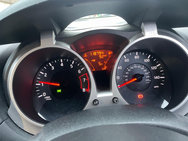NISSAN JUKE