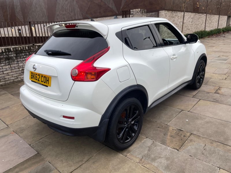 View NISSAN JUKE 1.6 Tekna Euro 5 (s/s) 5dr