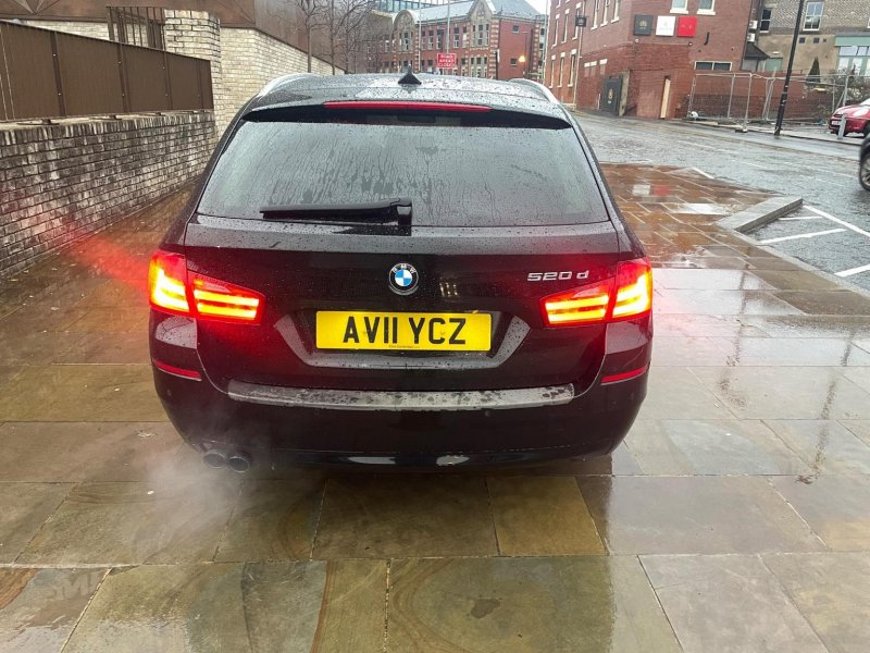 BMW 5 SERIES