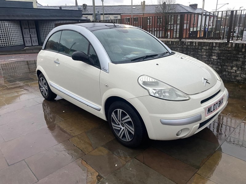 View CITROEN C3 PLURIEL 1.4i Latte 2dr