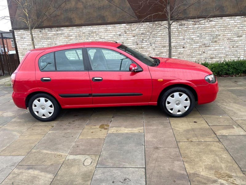 View NISSAN ALMERA 1.8 SE 5dr