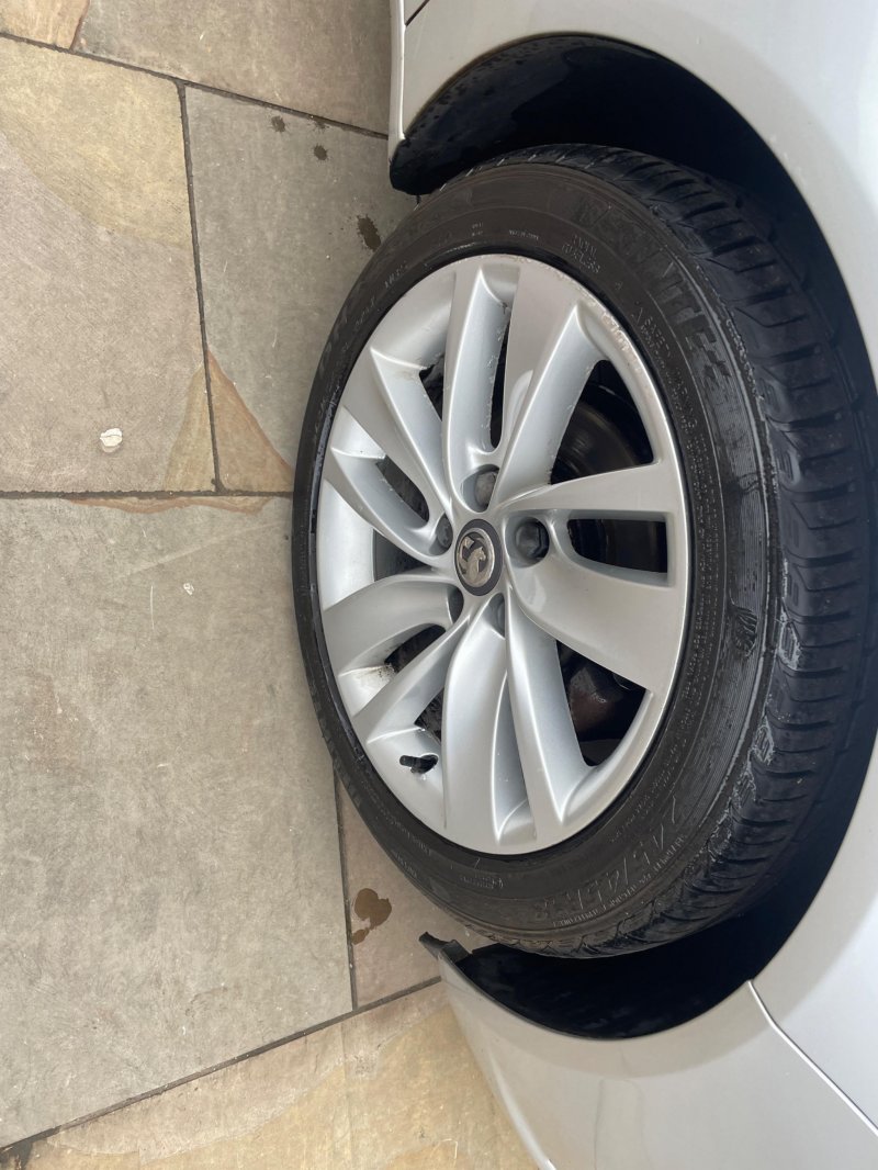 VAUXHALL INSIGNIA