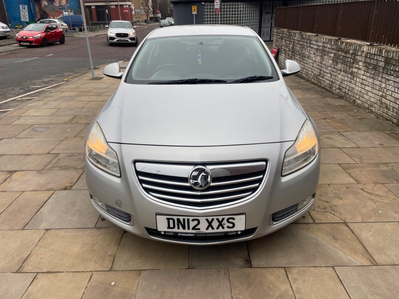 VAUXHALL INSIGNIA