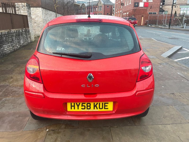 RENAULT CLIO