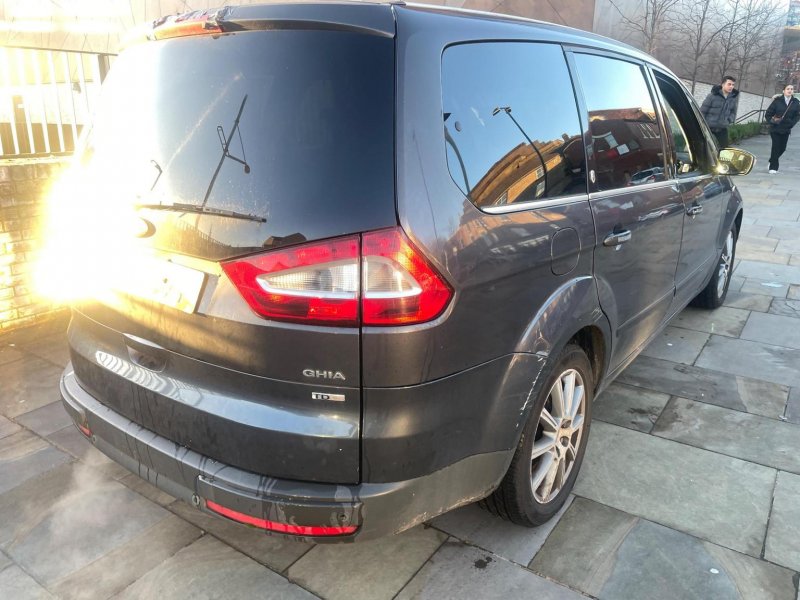 View FORD GALAXY 2.0 TDCi Ghia 5dr